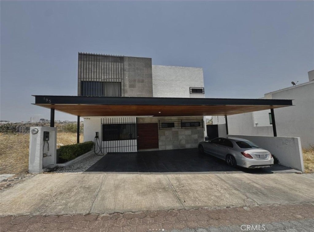 195 Peñon De Gibraltar, Queretaro, Mx, Other