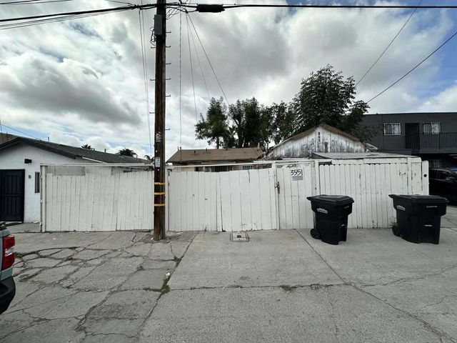 3549 51 42nd St, San Diego