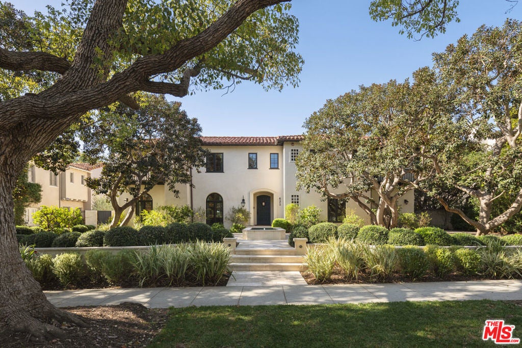 Photo of Listing #26652453