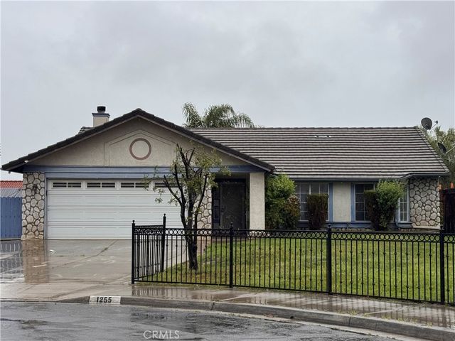 1255 Comiskey Court, Perris