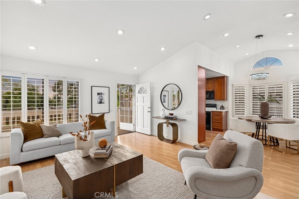 Photo of Listing #OC26034164