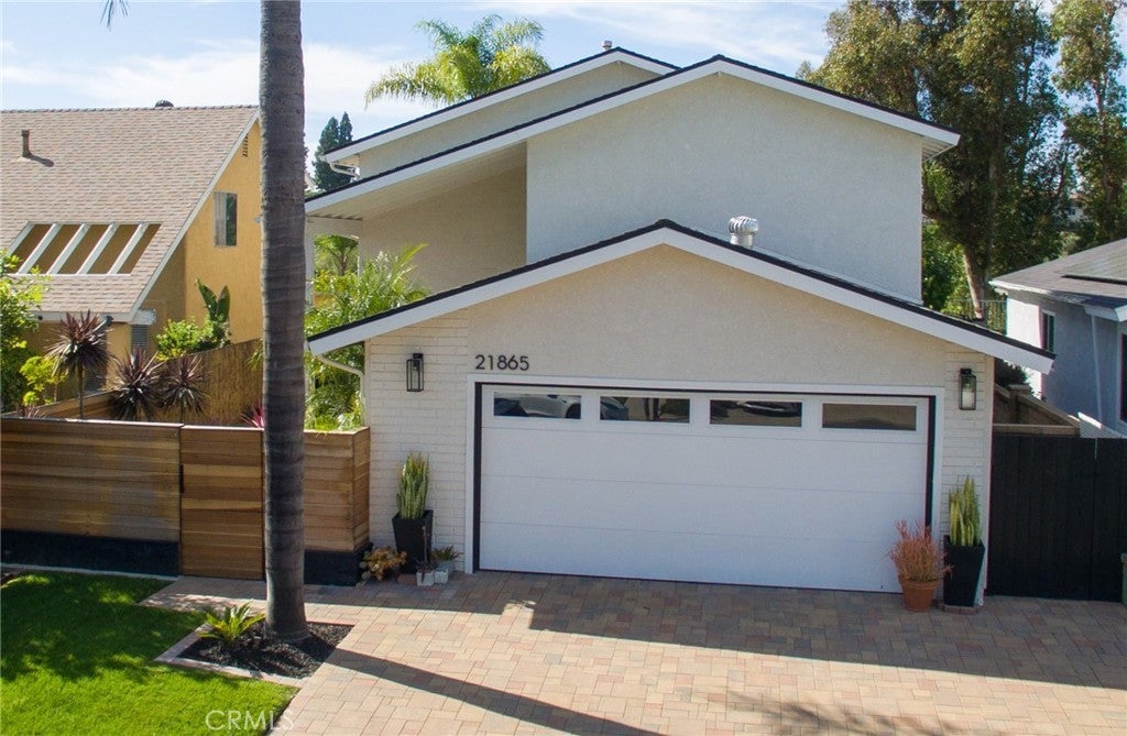 Photo of Listing #NP26035029