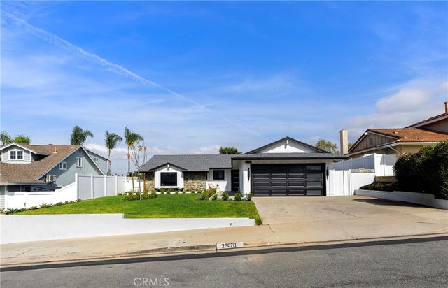 25078 Champlain Road, Laguna Hills