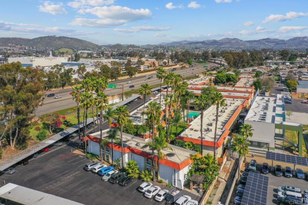 Photo of Listing #PTP2601244