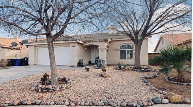 12627 Half Moon Cir, Victorville