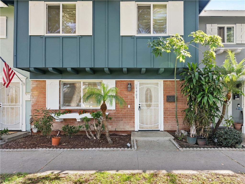 Photo of Listing #OC26033195