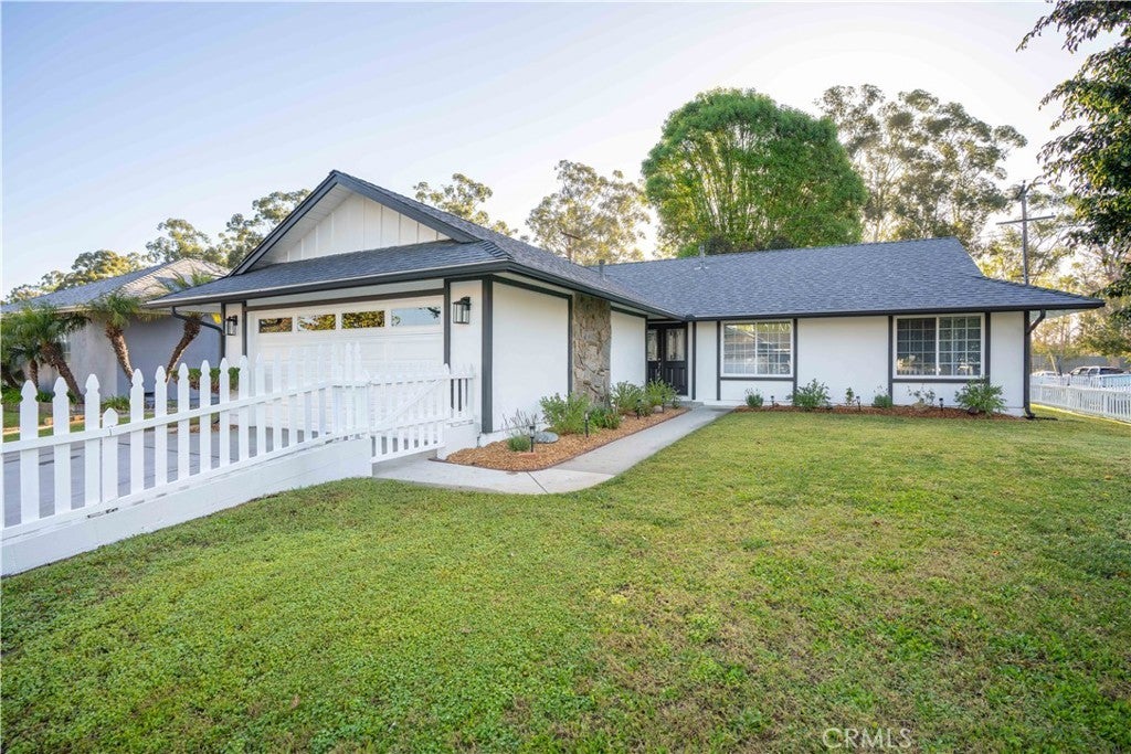 Photo of Listing #OC26035212