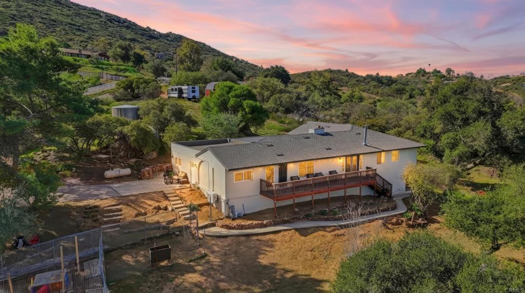 Photo of Listing #PTP2601258