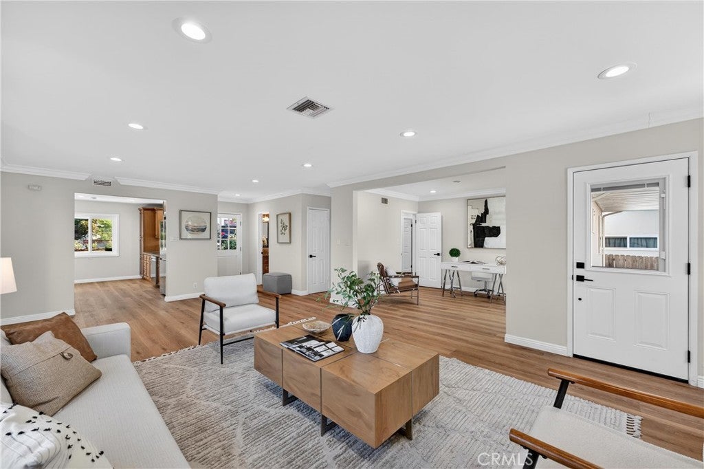 Photo of Listing #PW26035962