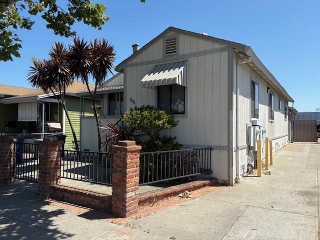 2144 Alvarado St, San Leandro