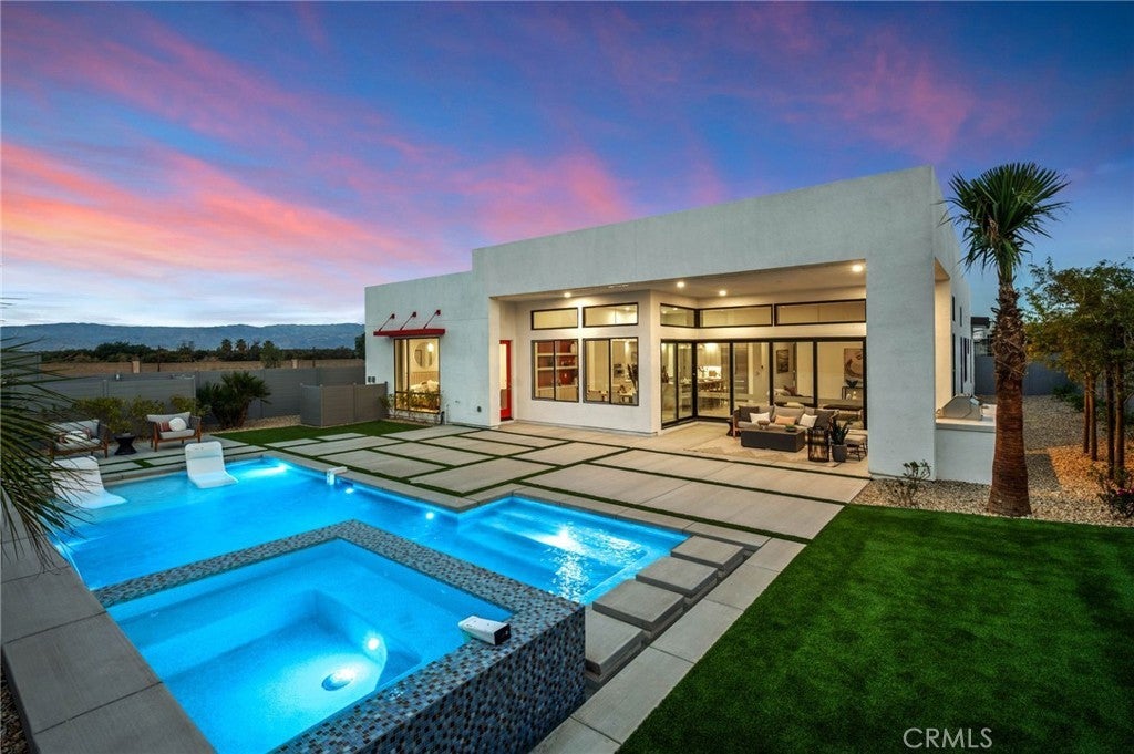 Photo of Listing #IV26035999