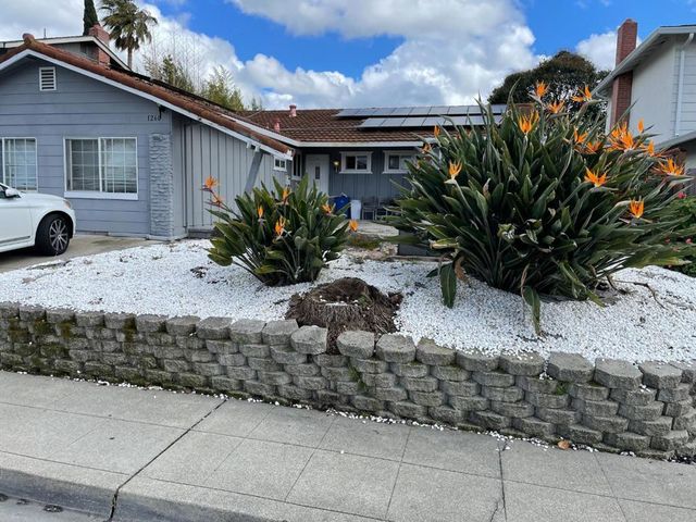 1260 Glacier Drive, Milpitas
