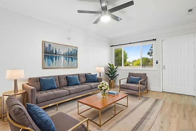 1060 E Washington Ave # 5, Escondido
