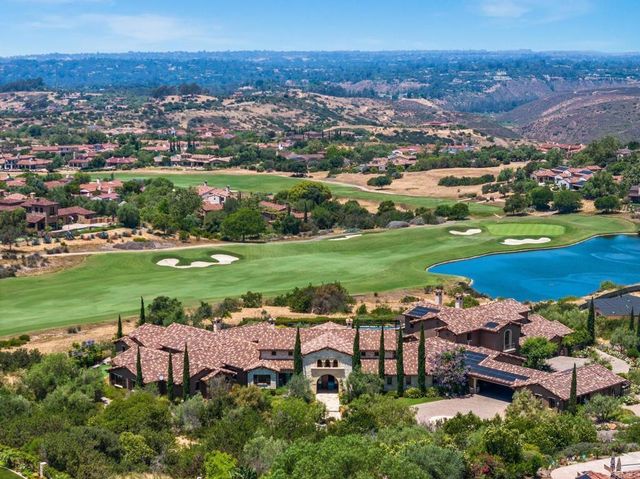 8287 Run Of The Knolls, San Diego