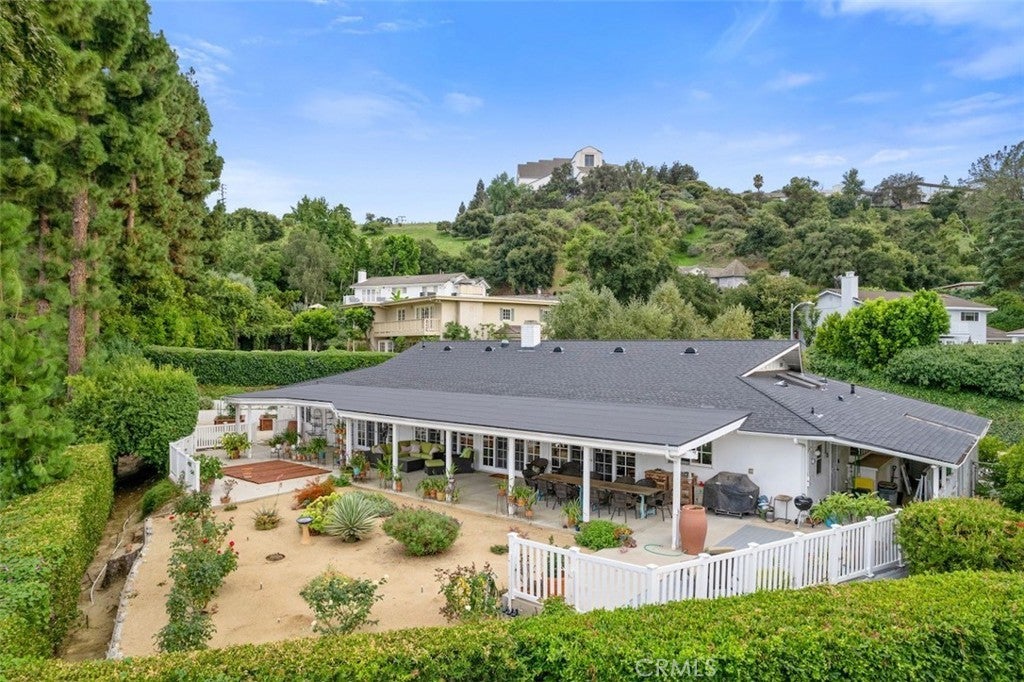 Photo of Listing #SR26036125