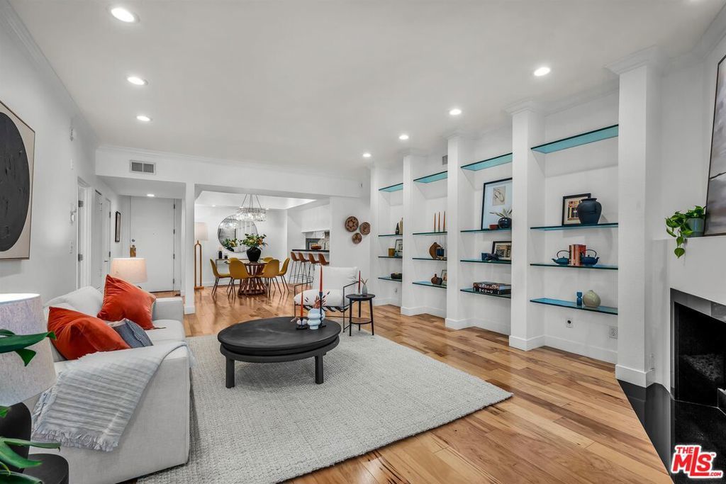 Photo of Listing #26652889