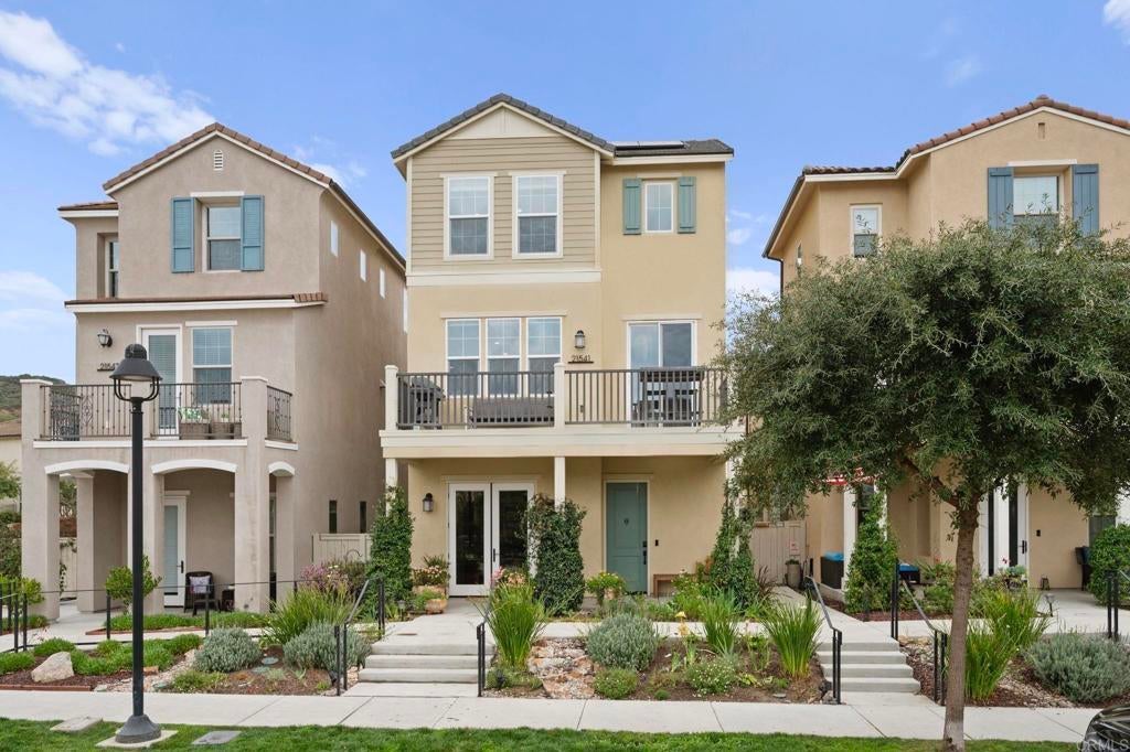 Photo of Listing #PTP2601279