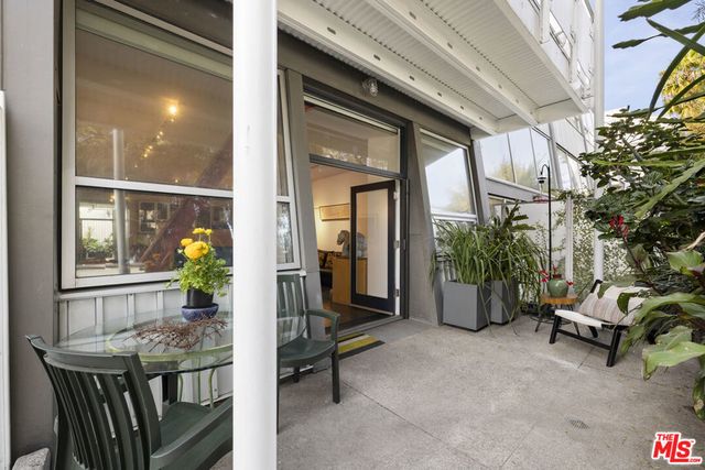 615 Hampton Drive # B104, Venice
