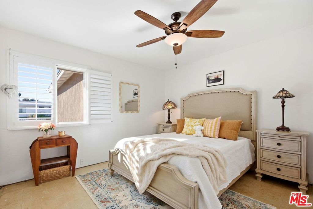 Photo of Listing #26652471