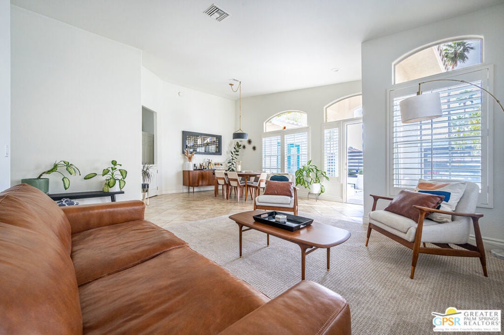 Photo of Listing #26652765PS