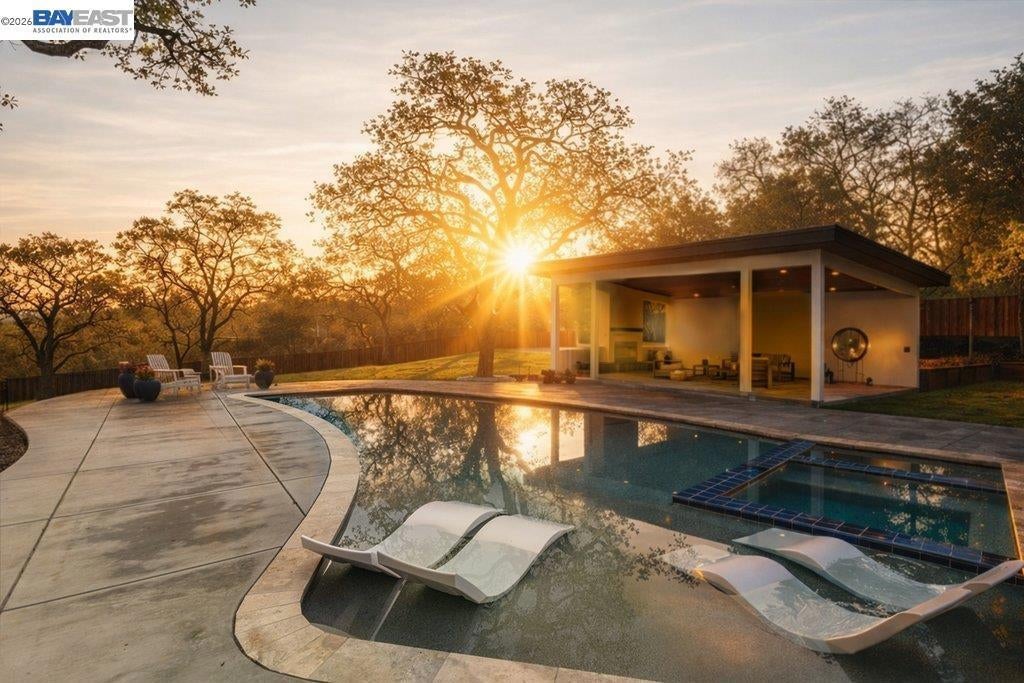 Photo of Listing #41124394