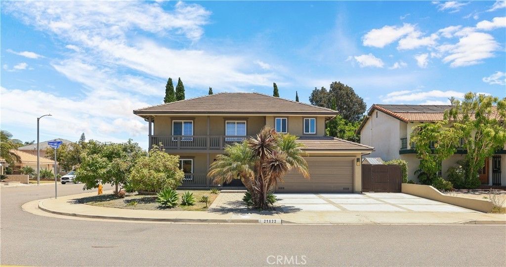 21822 Seacrest Ln, Huntington Beach
