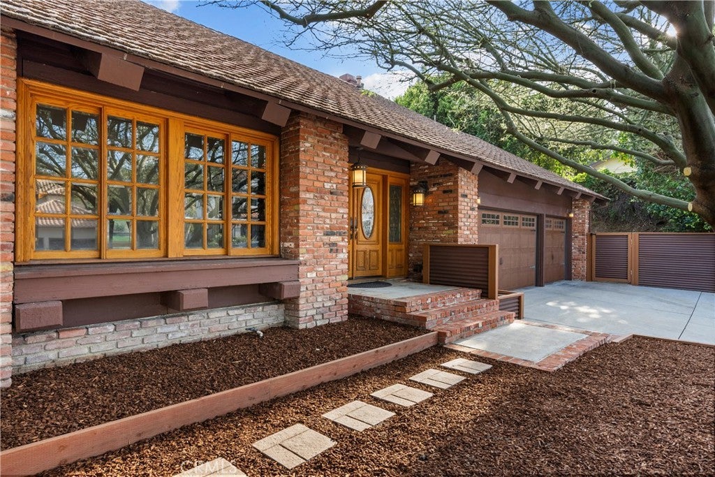 Photo of Listing #SR26037270