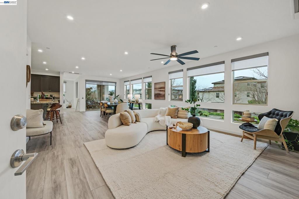 Photo of Listing #41124474