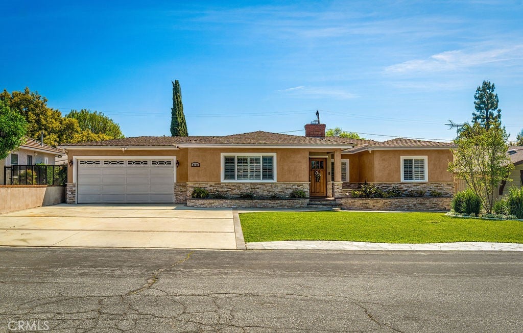 Photo of Listing #PW26037355