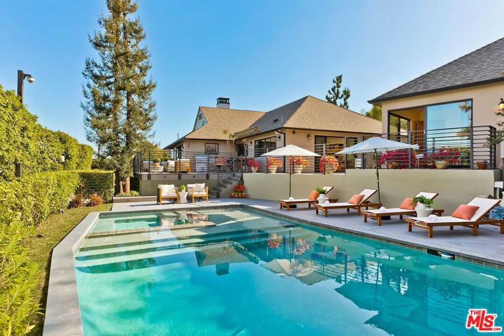 Photo of Listing #26653705