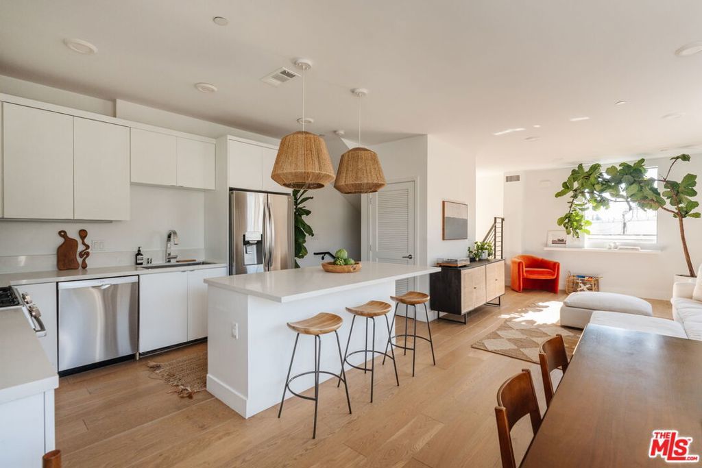 Photo of Listing #26653721