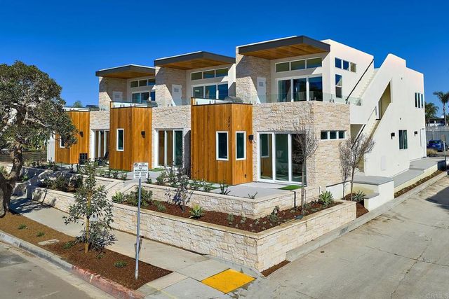 3903 Haines, San Diego