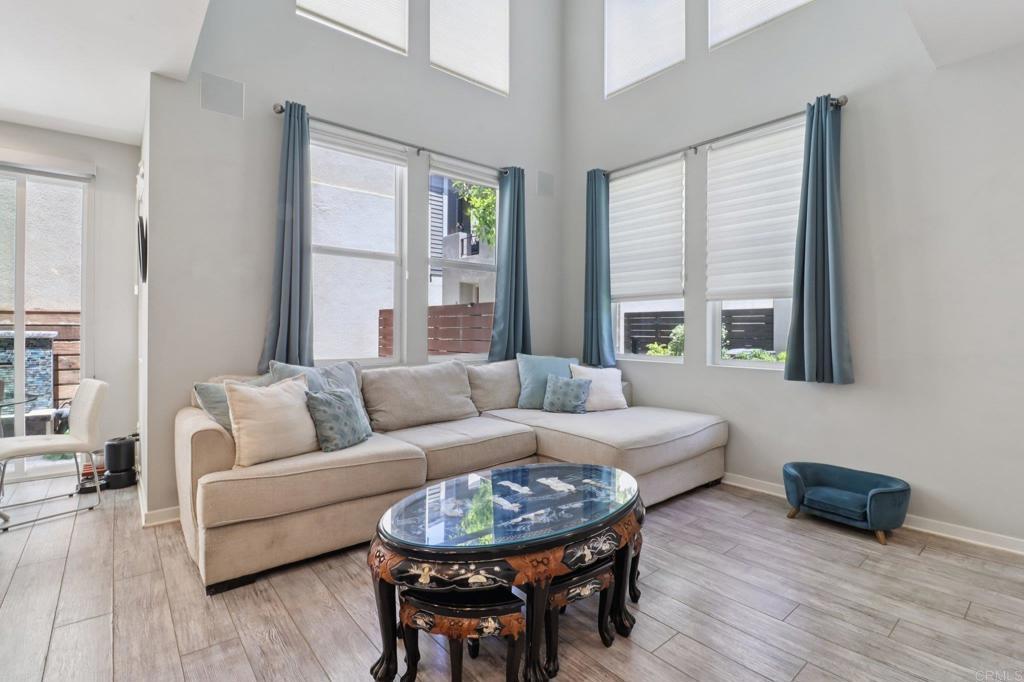 Photo of Listing #PTP2601328