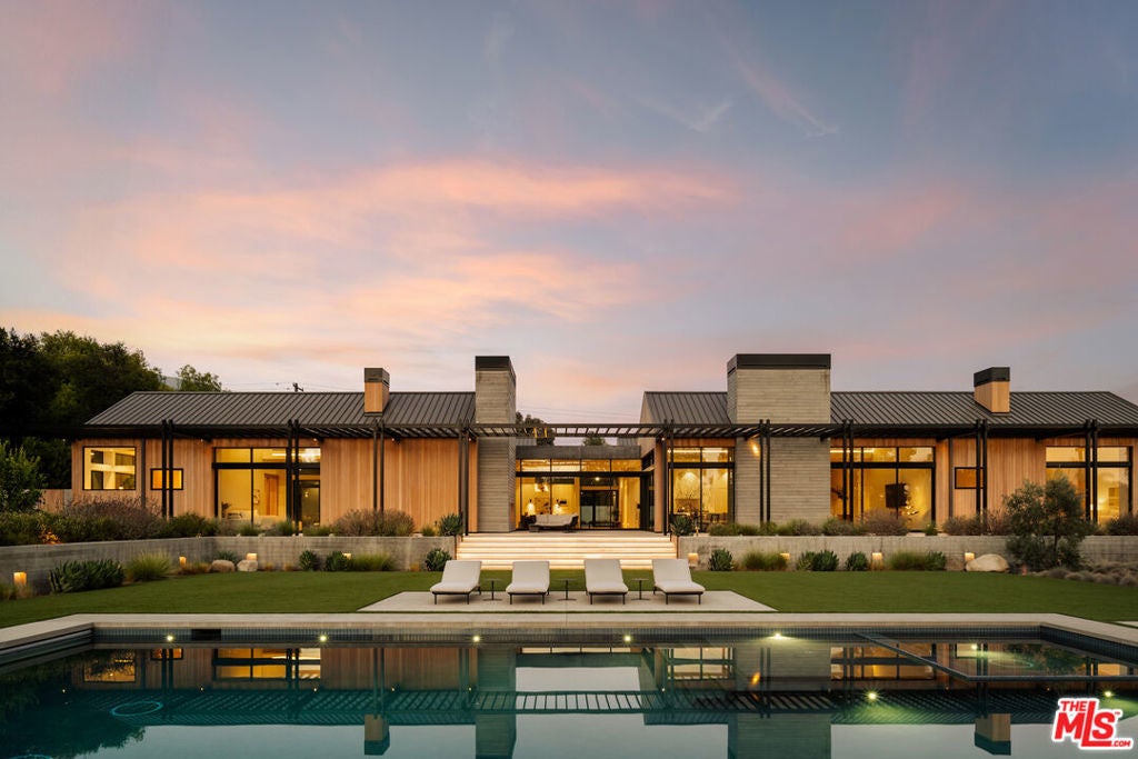 Photo of Listing #26653487