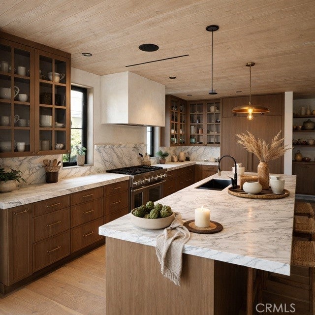 519 Narcissus Avenue, Corona Del Mar