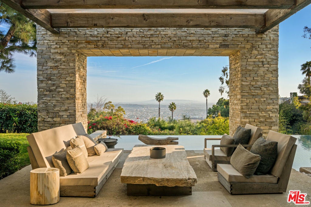 Photo of Listing #26654387