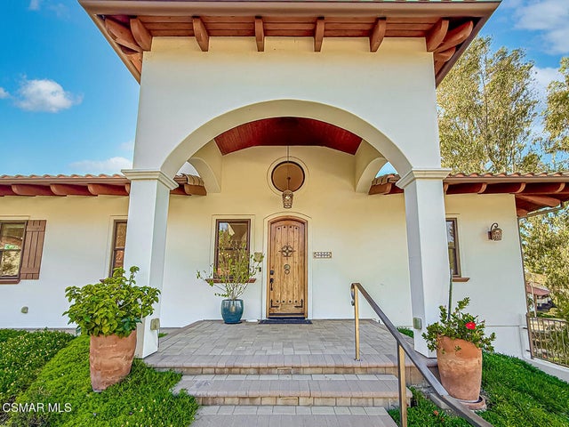 4255 Saddlecrest Lane, Westlake Village