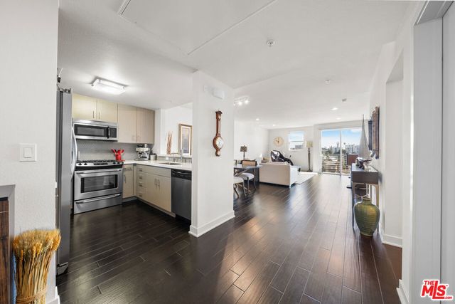 436 S Virgil Avenue # Ph7, Los Angeles