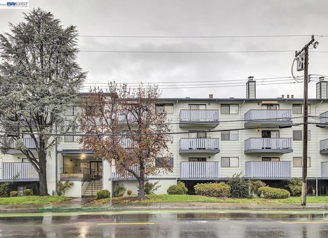 29300 Dixon St # 207, Hayward