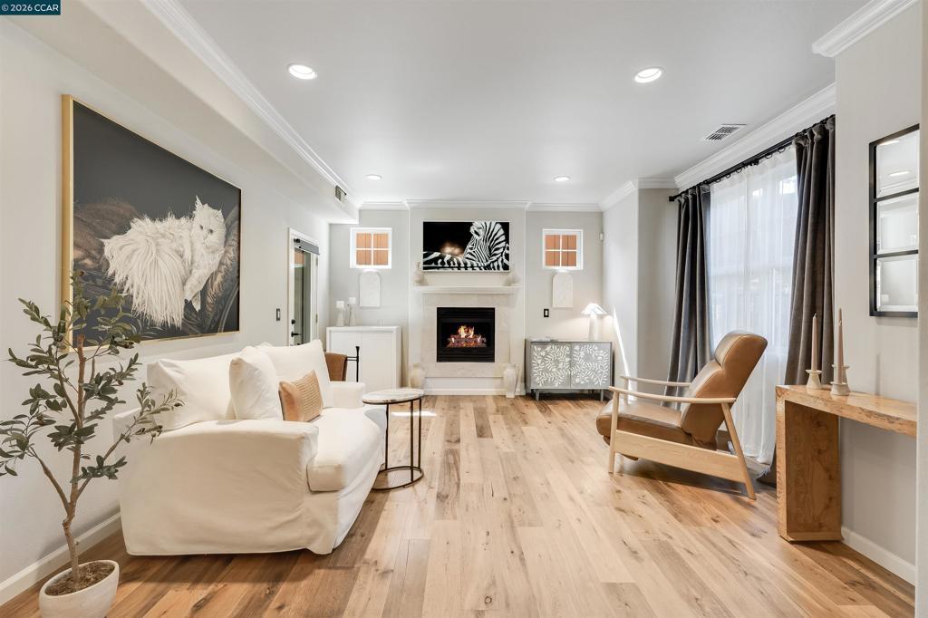 230 El Pinto, Danville