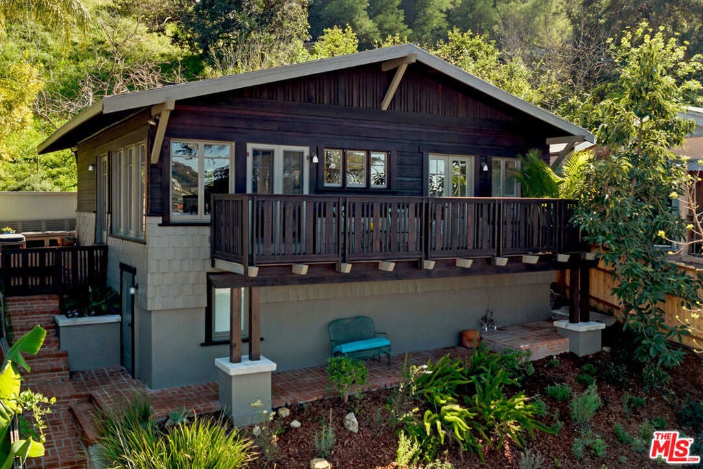 Photo of Listing #26652841