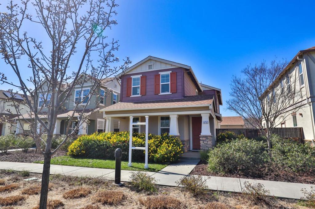 Photo of Listing #ML82035696