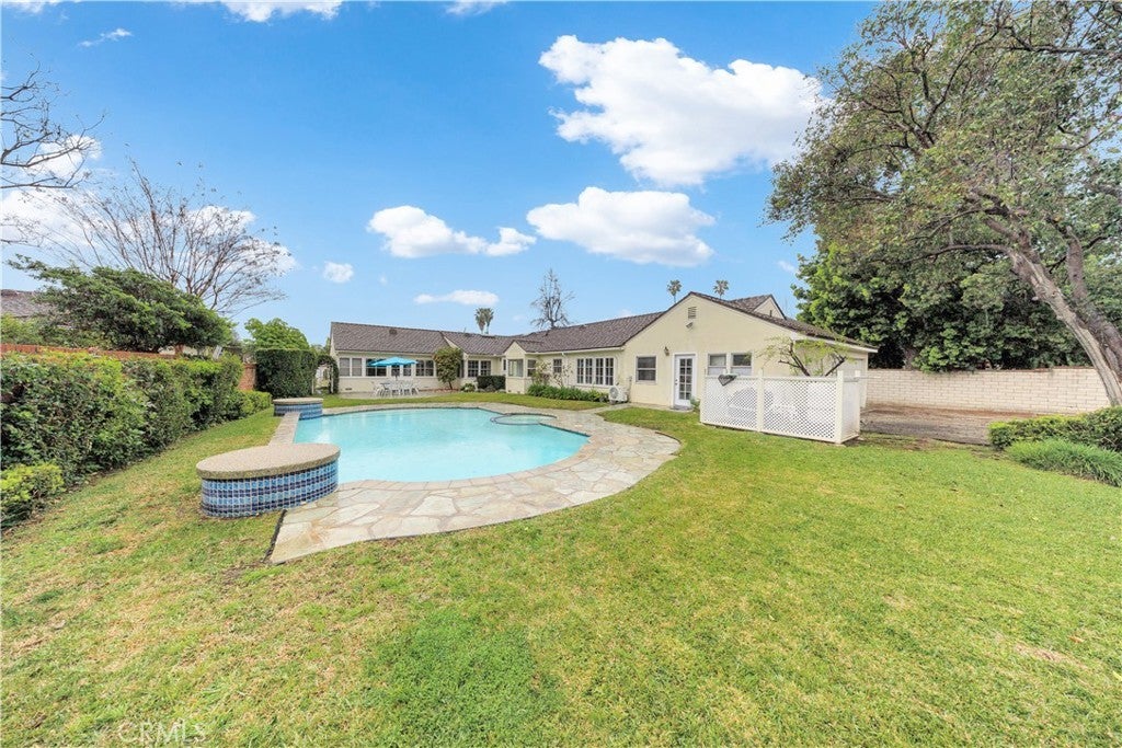 Photo of Listing #TR26038438