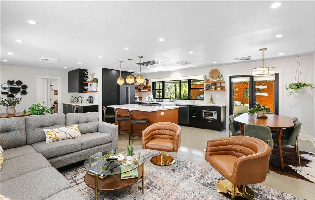 Photo of Listing #PW26037666