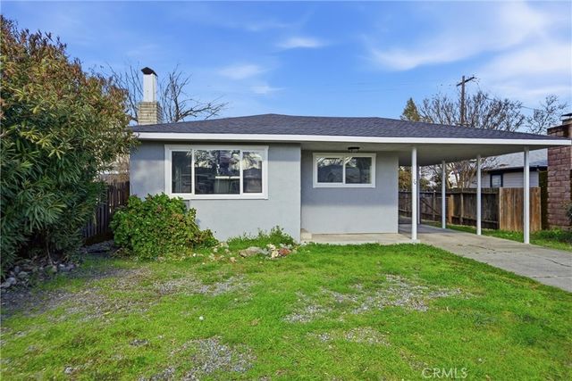 70 Lupoyoma Avenue, Lakeport