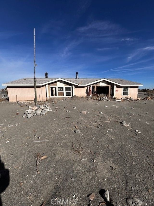 2300 Olivera, Phelan