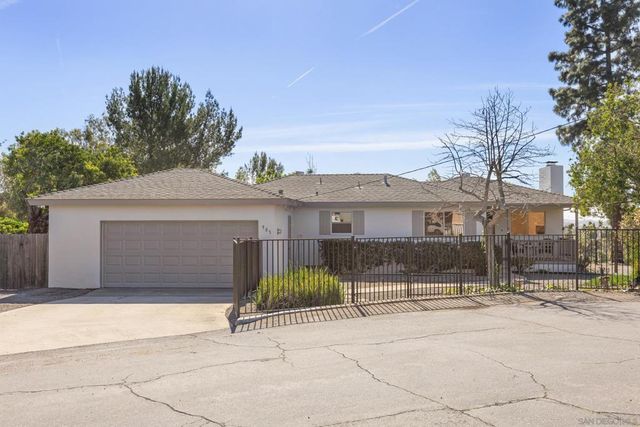 905 Loma Ct, El Cajon