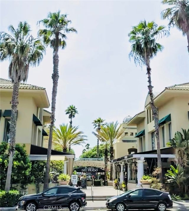 1211 Cabrillo 304, Torrance.