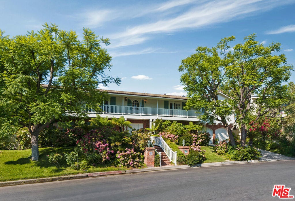 Photo of Listing #26654939