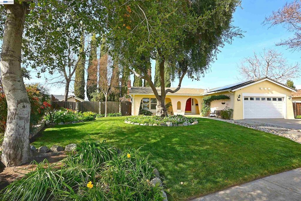 Photo of Listing #41124743